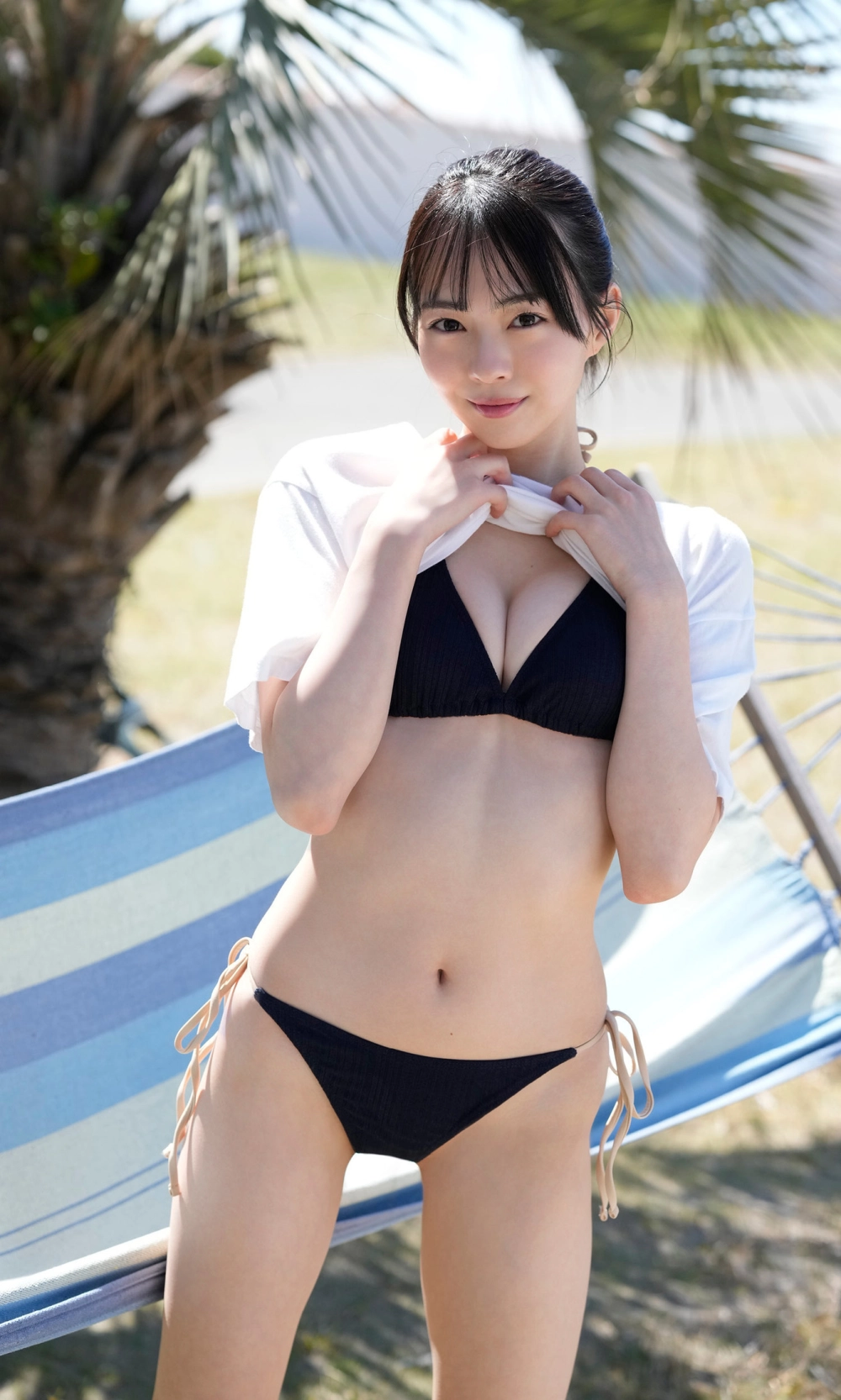 Gái xinh vú to video mang nét đẹp gợi cảm bốc lửa đầy cuốn hút.