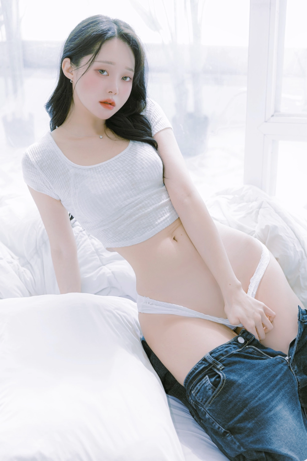 Ảnh gái sexy sở hữu nét đẹp gợi cảm quyến rũ đầy sức hút ánh nhìn.