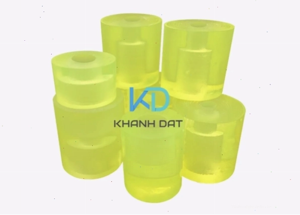 Cấu trúc hóa học và hình ảnh minh họa sản phẩm làm từ nhựa PU