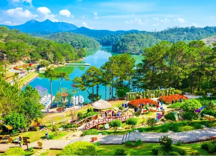 Đà Lạt rực rỡ sắc hoa trong những ngày đầu xuân