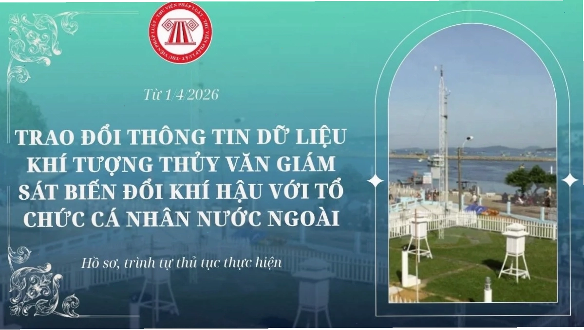 Hình ảnh đám mây dông đen kịt báo hiệu cơn mưa và sấm sét
