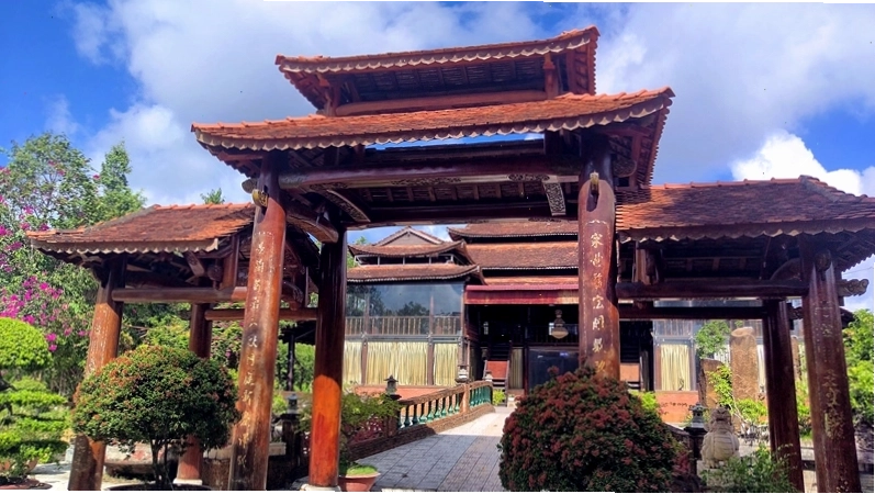 Không gian xanh mát tại Happy Land Bến Lức