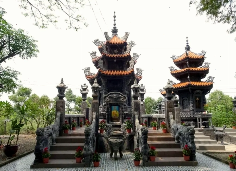 Kiến trúc uy nghiêm của Chùa Tôn Thạnh