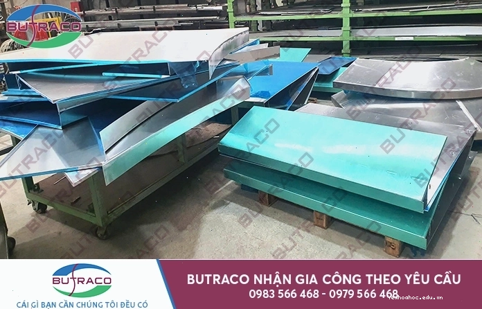 Lá nhôm mỏng được dát mỏng