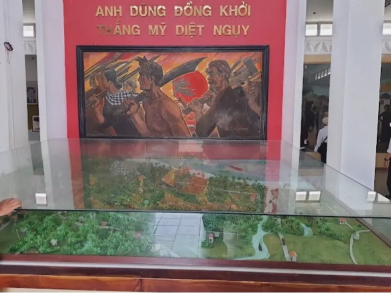 Làng du kích Đồng Khởi Bến Tre