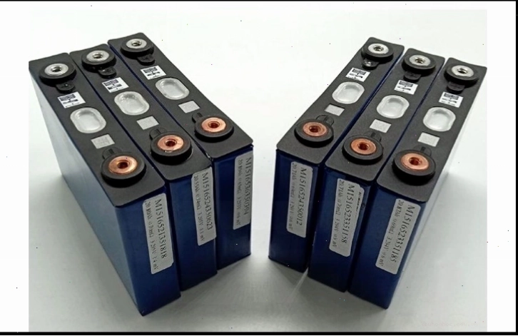 Pin Lithium Phosphate dung lượng lớn
