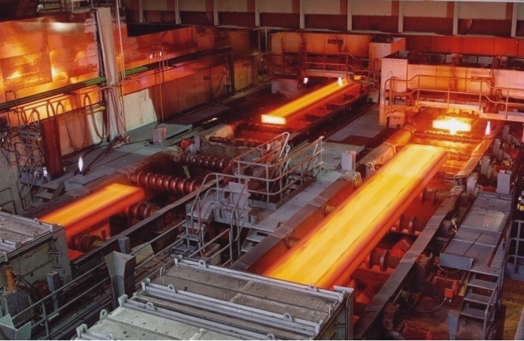 Quá trình luyện thép trong công nghiệp