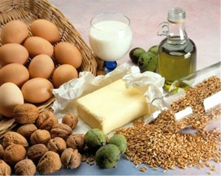 Trong khẩu phần ăn hàng ngày nên cân đối các loại thực phẩm giàu lipid