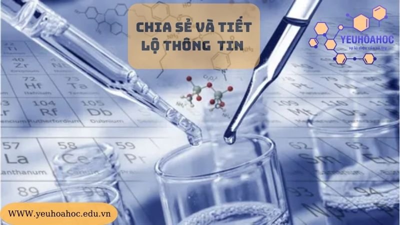 Chia sẻ và tiết lộ thông tin
